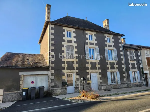 Maison 1 pièce 205 m²