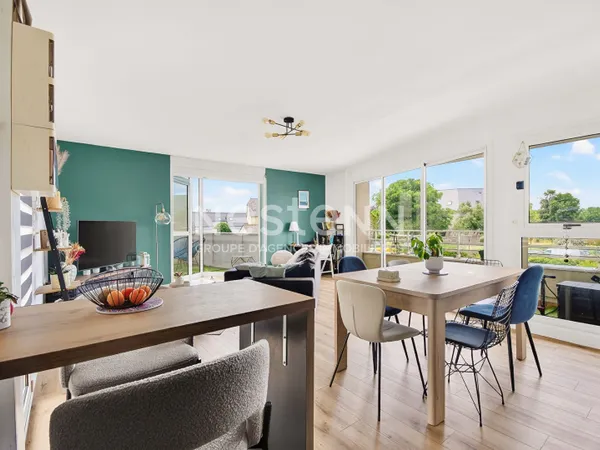 Appartement rénové au coeur du bourg de Plérin