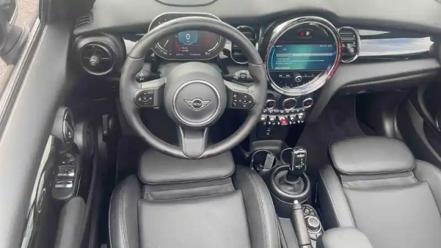 Mini Mini cabriolet cooper 136 ch dkg7 — photo 6