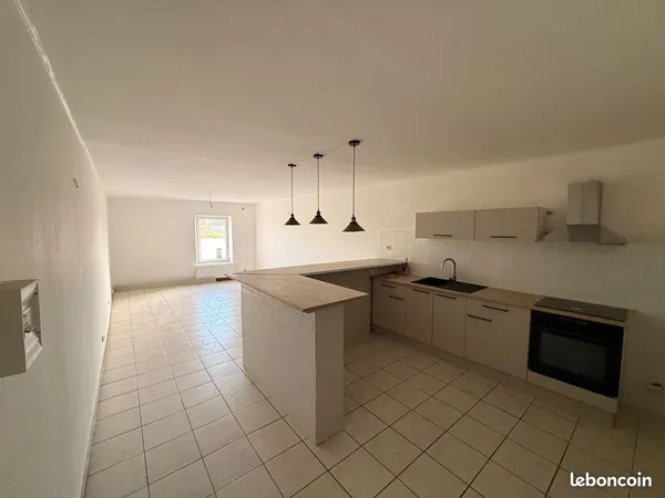 Appartement F4 lumineux - ~80 m² - Plein centre de Lexy
