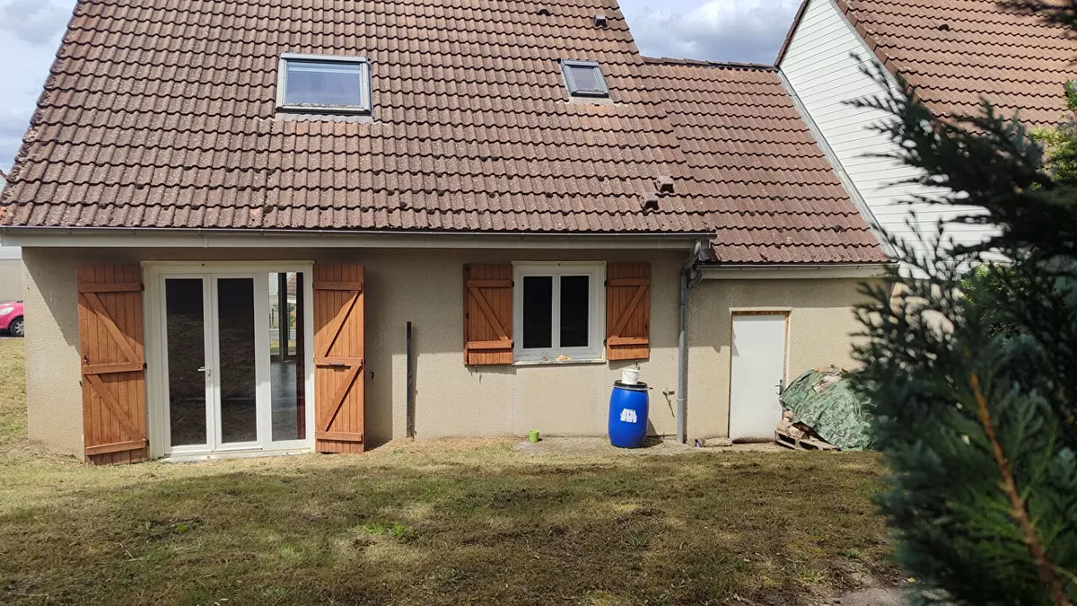 Photo 1
