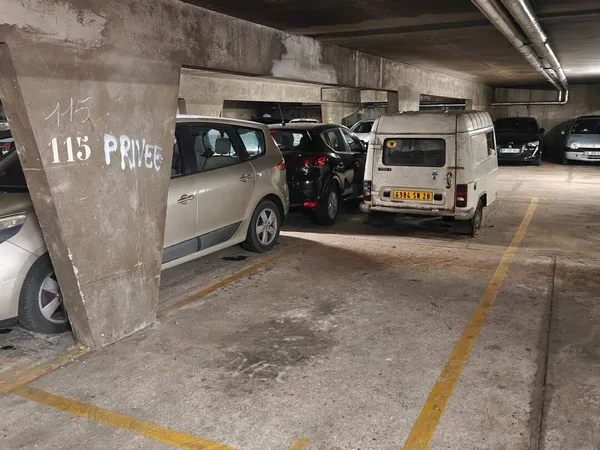 Parking 10 m²