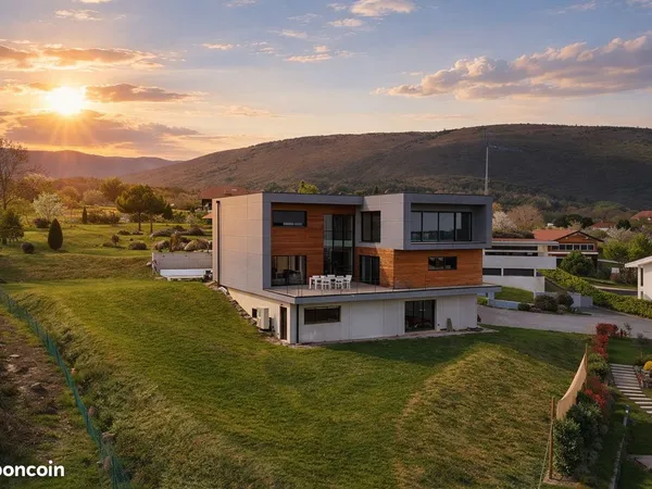 Maison 8 pièces 283 m²