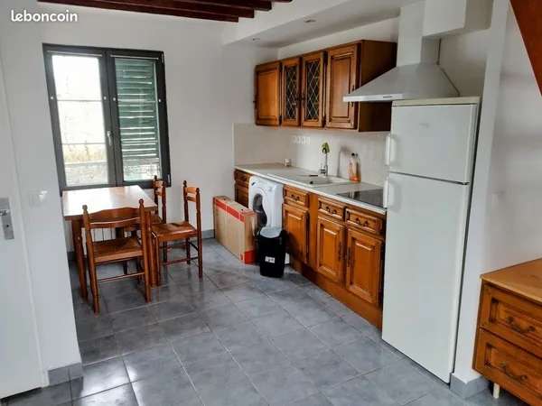 À louer - Appartement meublé type F1 bis - 23,39 m² - 470 /mois charges comprises