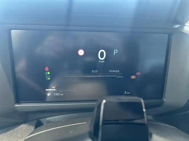 Citroën C4 hybride 145 ch e-dcs6 — photo 10