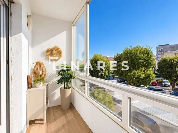 L'HARMONIE - Appartement T4 de 77m2 - Loggia - 13009