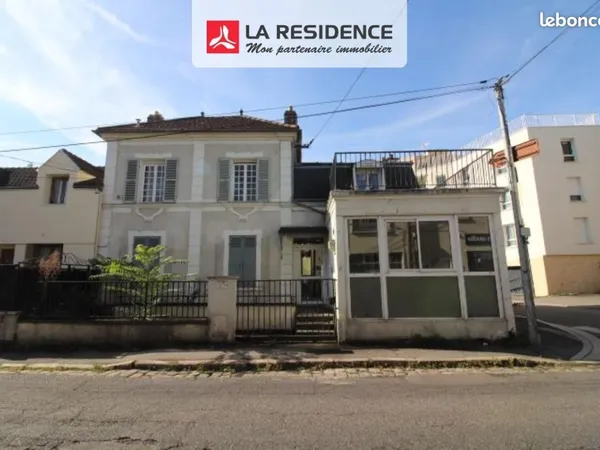 Bureaux 180 m²