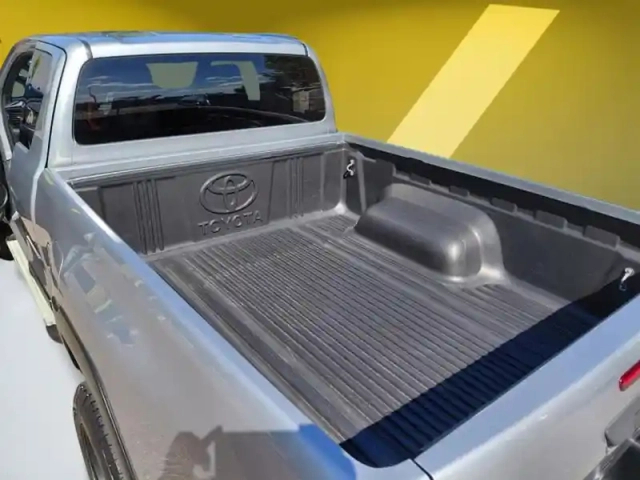 Toyota Hilux xtra cab invincible 4wd — photo 10