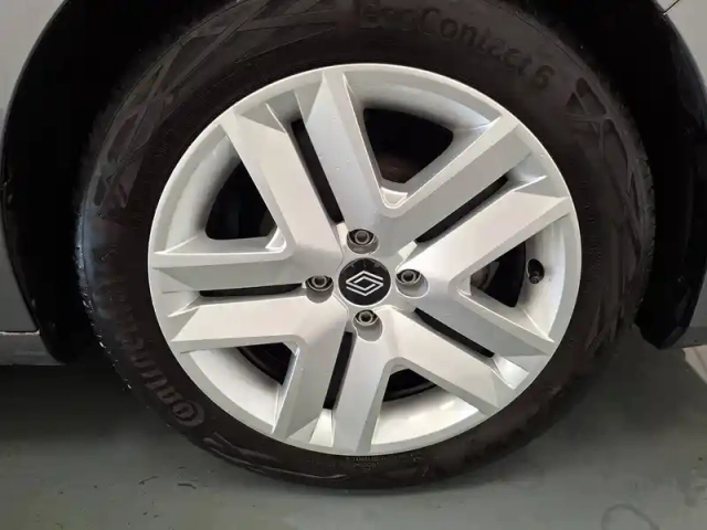 Renault Clio tce 90 — photo 20
