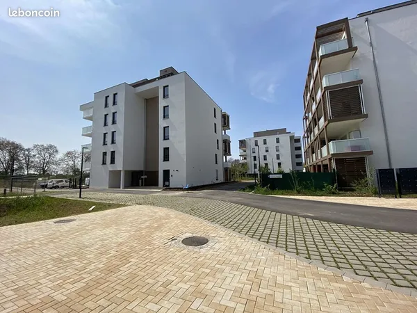 Parking/box 12 m² STRASBOURG