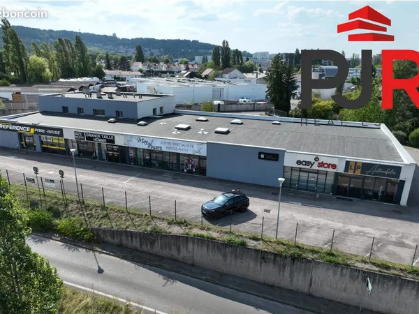 Local commercial 143 m² Vandoeuvre-lès-Nancy