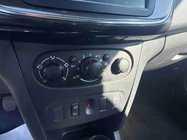 Dacia Logan mcv 0.9 eco-g 90ch silverline — photo 14