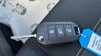 Citroen C3 1.2 PureTech 110ch S&S MAX Boite Automatique — photo 16