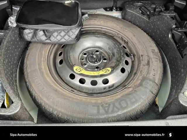 Jeep Renegade 1.5 turbo t4 130 ch bvr7 e-hybrid — photo 41
