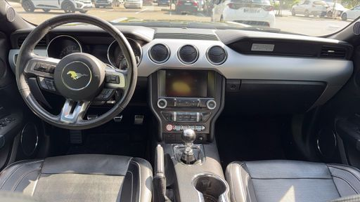 Ford Mustang Cabriolet 2.3 Ecoboost 317 - . – 2015 – 63092 km – Essence – Boîte Manuelle — photo 40