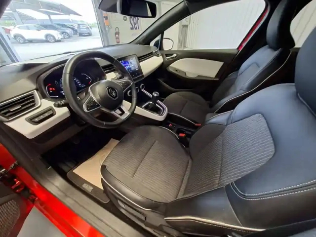 Renault Clio tce 90 — photo 9