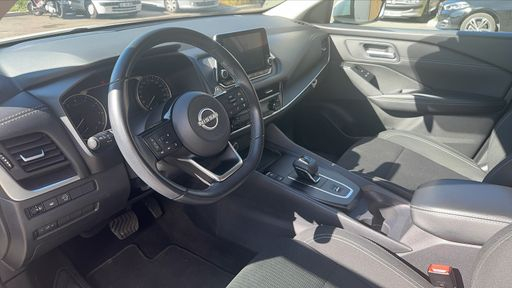 Nissan Qashqai 1.3 DIGT-T 158 MHEV X-Tronic - Premiere Edition – 2023 – 52012 km – Essence – Boîte Automatique — photo 15