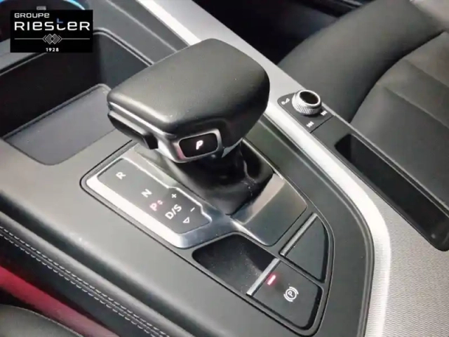 Audi A4 avant 40 tdi 204 s tronic 7 quattro — photo 43
