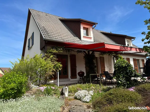 Maison individuelle bien entretenue à Hésingue (F 68220), France