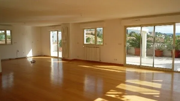 Appartement 5 pièces 190 m²