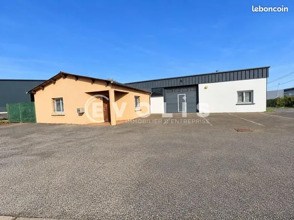 Local d'activité 650 m²