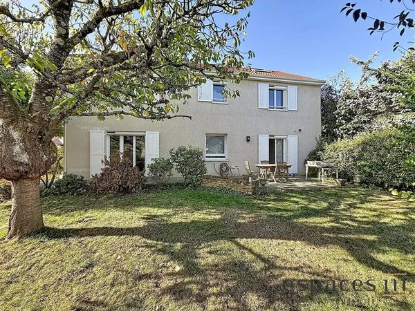 Maison 6 pièces 150 m²