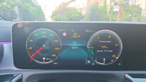 Mercedes Classe A 250 224 7G-DCT - AMG Line – 2019 – 48734 km – Essence – Boîte Automatique — photo 42