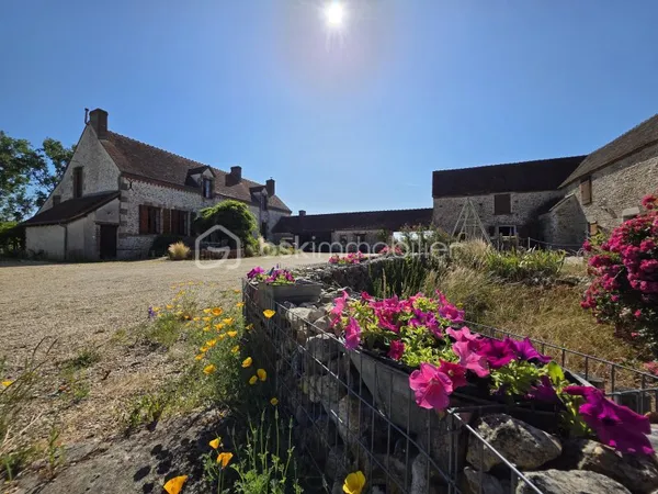 Maison 8 pièces 240 m²