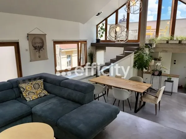 Maison 7 pièces 170 m²