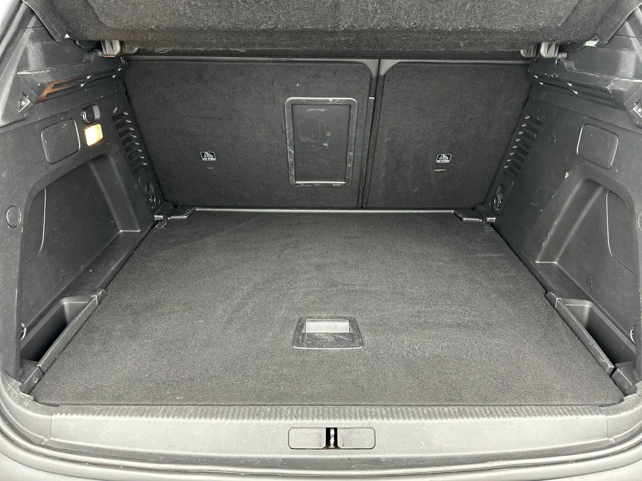 Peugeot 3008 puretech 130ch s&s eat8 allure pack — photo 6