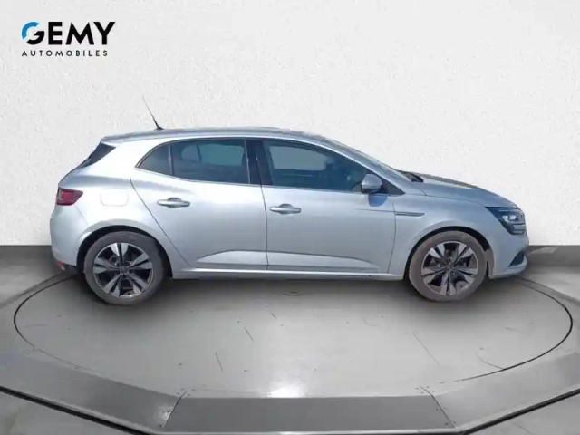 Renault Megane mégane iv berline blue dci 115 edc — photo 46