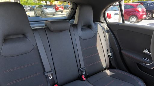 Mercedes Classe A 200 d 150 8G-Tronic - AMG Line – 2019 – 101356 km – Diesel – Boîte Automatique — photo 35