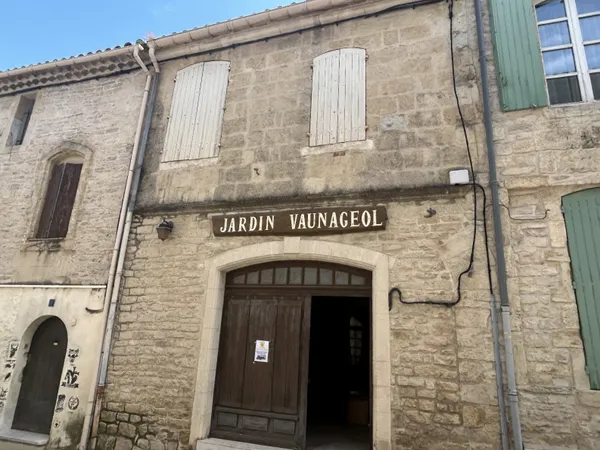 Local 4 pièces 109 m²