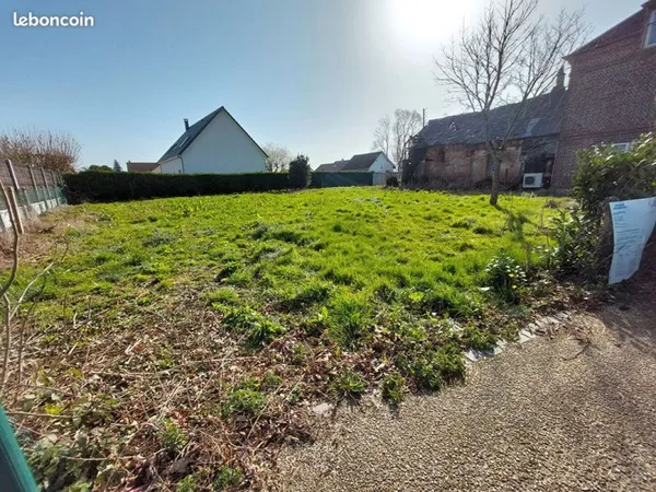 Terrain 470 m² SAINT JEAN DE LA NEUVILLE
