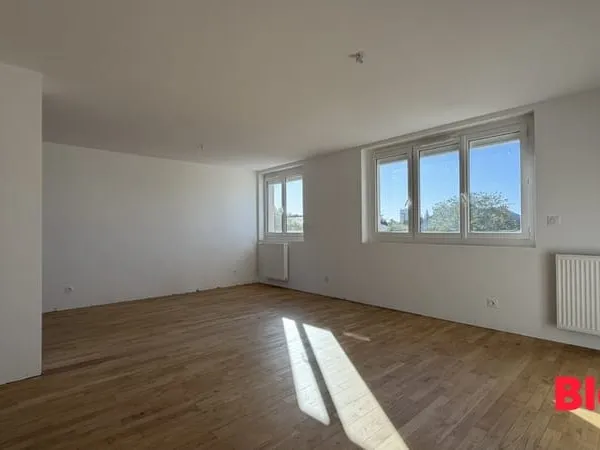 À LOUER - T6 - 94,26M² - À RENNES - Boulevard Oscar Leroux - 1295€ CC