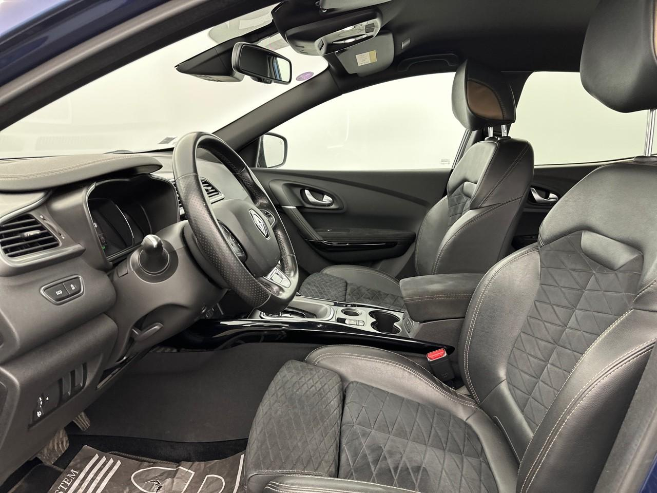 Renault Kadjar tce 140 fap edc black edition — photo 9