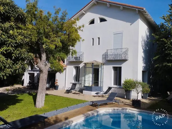 Maison 5 pièces 200 m²