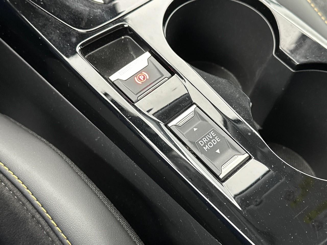 Peugeot 2008 puretech 130 s&s eat8 roadtrip — photo 33