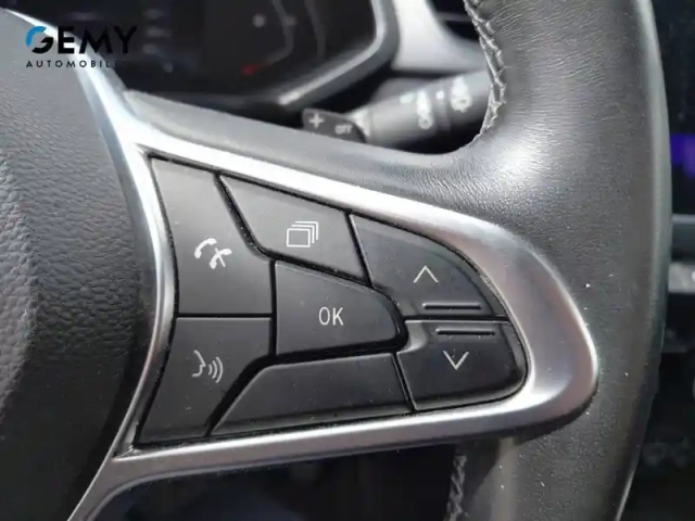Renault Captur tce 130 edc fap — photo 15