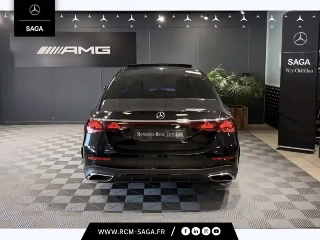 Mercedes Classe E berline 200 d amg line am — photo 3