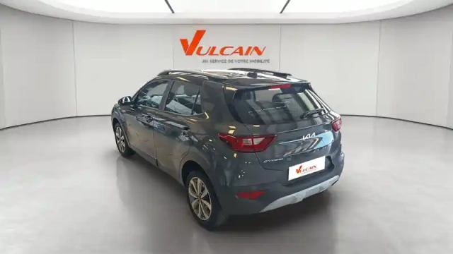 Kia Stonic 1.0 t-gdi 100 ch bvm6 — photo 4