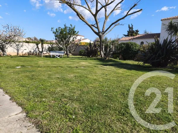 Terrain 412 m²