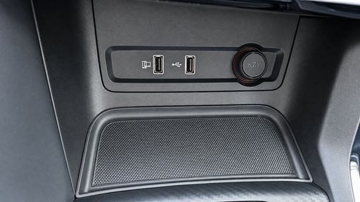 MG ZS 1.5 VTI-Tech 106 - Luxury – 2022 – 69089 km – Essence – Boîte Manuelle — photo 7