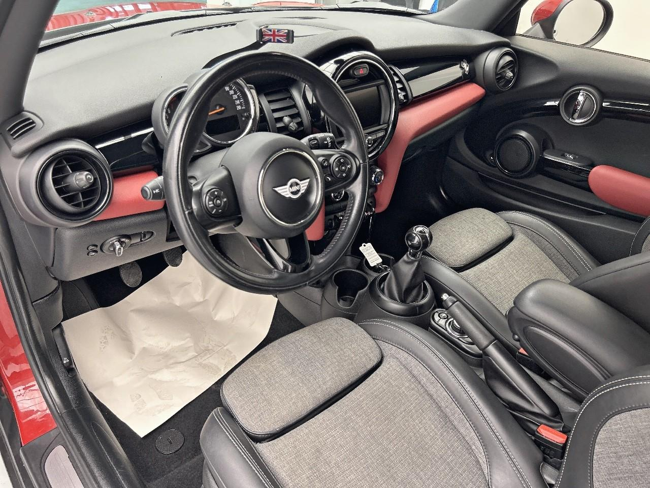 Mini One mini hatch 3 portes one 102 ch edition blackfriars — photo 9