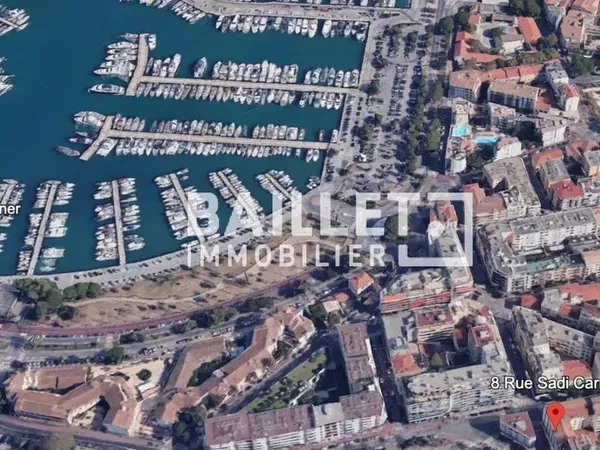Bureaux 109 m² Antibes