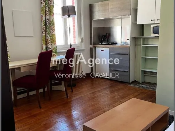 Studio meublé en centre ville