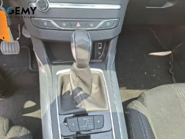 Peugeot 308 1.2 puretech 130ch s&amp;s eat6 — photo 15