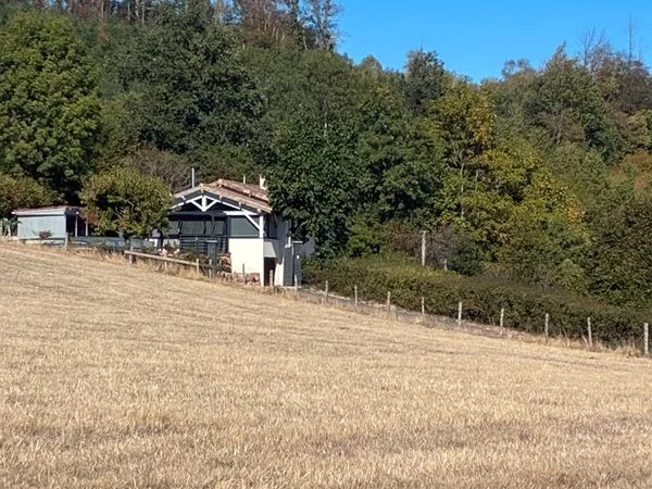 Terrain constructible à Cenves