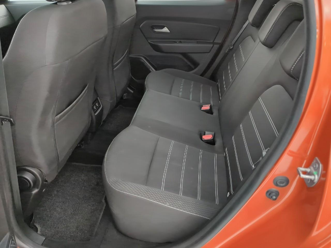 Dacia Duster tce 150 fap 4x2 edc confort — photo 10