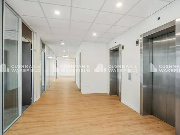 Bureaux 413 m²